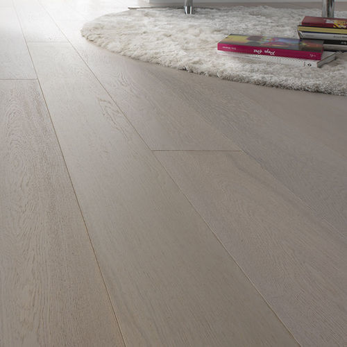 Паркет из паркетной доски - Whitened light - BERTI PAVIMENTI LEGNO - из беленого дуба / лакированный / плавучий