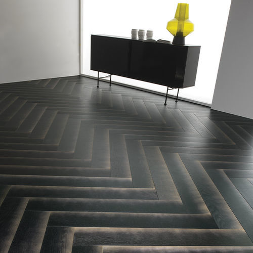 Паркет из паркетной доски - Black Shadow - BERTI PAVIMENTI LEGNO - из дуба / «елочка» / плавучий
