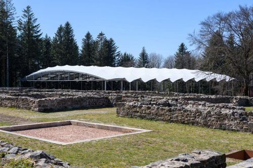 Натяжная конструкция на металлическом каркасе - SAINT-LEGER-SOUS-BEUVRAY - SMC2 - для покрытий / для общественных мест