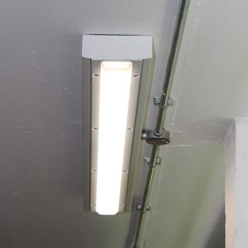 Выступающий светильник - SURELUX® SURFACE  - GLAMOX - LED / линейный / IP65