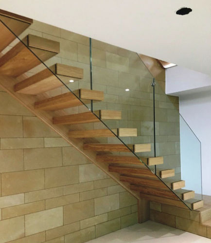 Лестница с поворотом на 90° - INVISIBLE STRUCTURE B-E-GLASS - ITALIAN FASHION STAIRS - с деревянными ступеньками / деревянная конструкция / для бытового использования