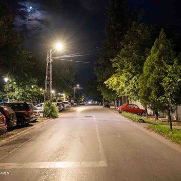 Городской фонарный столб - AERIE - Thorn Europhane - современный / из поликарбоната / из опала