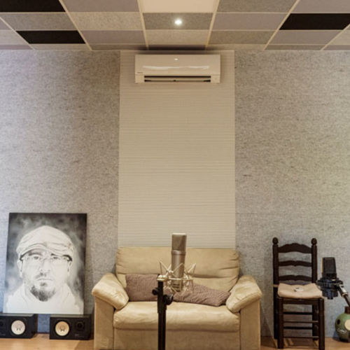 Настенная акустическая панель - Ideatec Advanced Acoustic Solutions - из полиэфирного волокна / прямоугольная / гладкая
