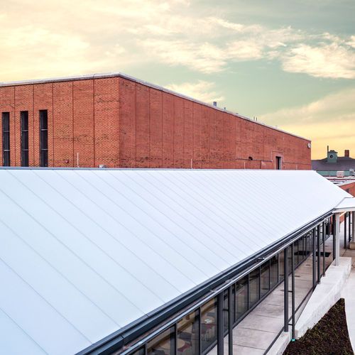 Навес для прихожей - SKYSHADE 8000® - EXTECH Exterior Technologies, Inc - для коммерческих зданий / из металла / из поликарбоната