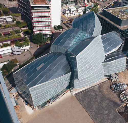Панельная тонкостенная перегородка - NOVARTIS CAMPUS - Josef Gartner - из алюминия и стекла
