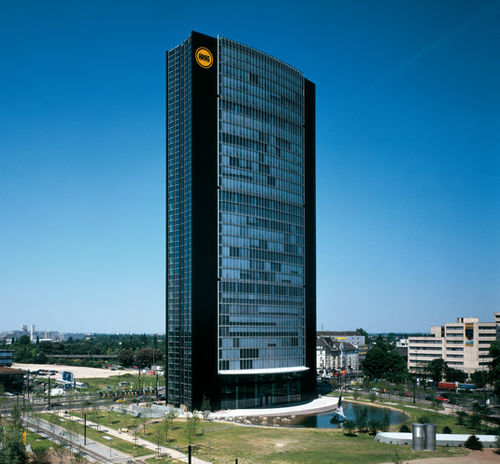 Вентилируемый фасад из стекла - ARAG TOWER - Permasteelisa - из металла