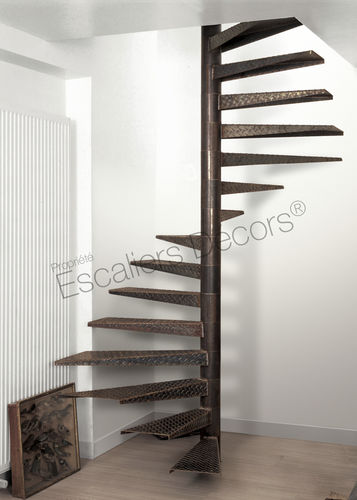 Квадратно-винтовая лестница - Carré DH16 SPIR'DÉCO® - ESCALIERS DECORS - со ступенями из рельефного металлического листа / металлическая конструкция / для бытового использования