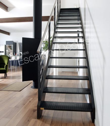 Прямая лестница - LOFT DT38 ESCA'DROIT®  - ESCALIERS DECORS - со ступенями из рельефного металлического листа / стальная конструкция / для бытового использования