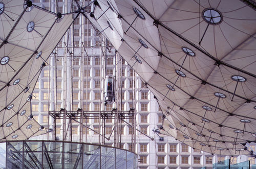 Архитектурная мембрана из стекловолокна - NUAGE LÉGER GRANDE ARCHE - Hightex - из ПТФЭ / для натяжной конструкции