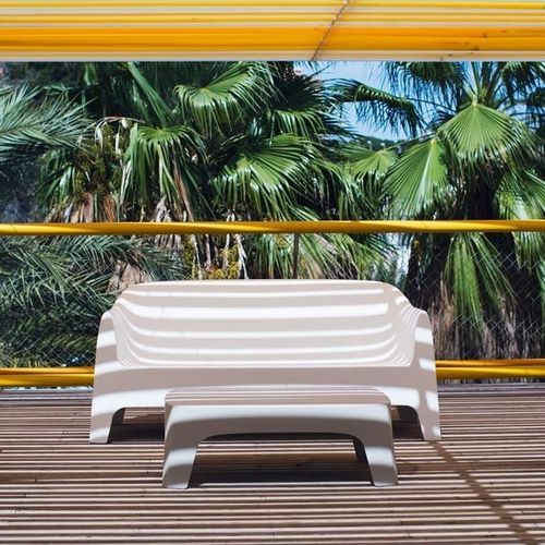 Современный диван - SOLID - VONDOM - для сада / из полипропилена / штабелируемый