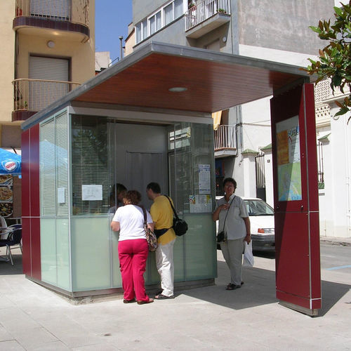 Информационный киоск - BLANES - ESTEVA BARCELONA - для наружного применения / из нержавеющей стали / из стекла