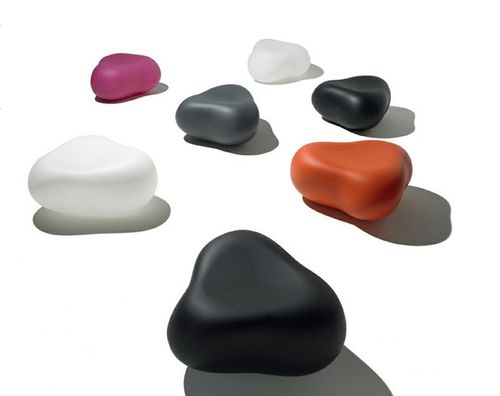 Современный пуф - PEBBLE - Feek - из пластика / для общественных мест / Karim Rashid