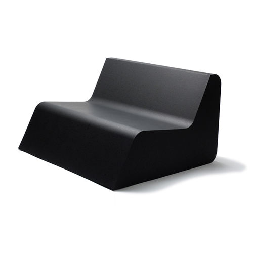 Современное низкое кресло - ORCA SQUARE - Feek - из полорона высокой плотности / для профессионального использования