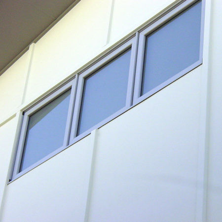 Окно из алюминия - Wintec Aluminium Windows & Doors Australia Pty Ltd - откидное / акустическое
