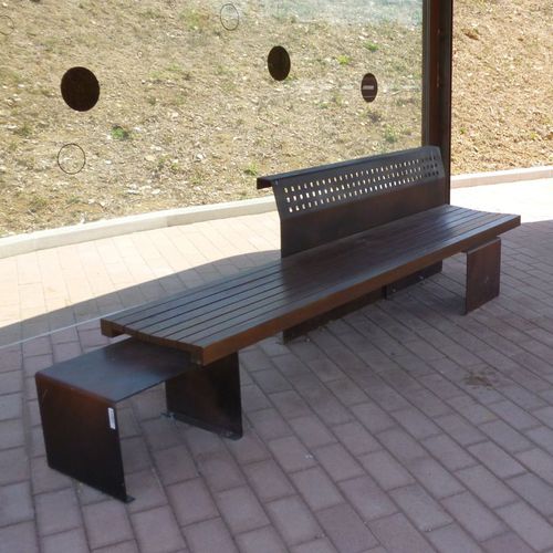 Современная общественная скамейка - LINEA385 LIGHT - Euroform K. Winkler GmbH - из лиственных пород дерева / из гальванизированной стали / из стального листа