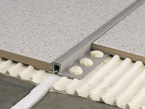 Компенсационный шов из ПВХ - NOVOJUNTA® 2 PVC - EMAC - для пола