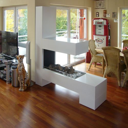 Электрический камин - ASPECT SPLAN-21 - Kamin-Design GmbH & Co KG Ingolstadt - напольный / с 3 поверхностями / с закрытой топкой