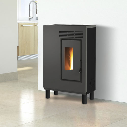 Печь-камин на пеллетах - ECO60 – PIEDINI LEGNO IN TINTA - FAIR srl - 0-5 кВ / на ножках / современная
