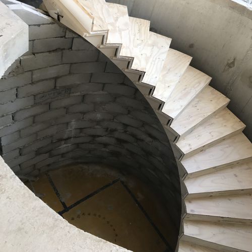 Ступень из натурального камня - CREA STONE - высокое сопротивление