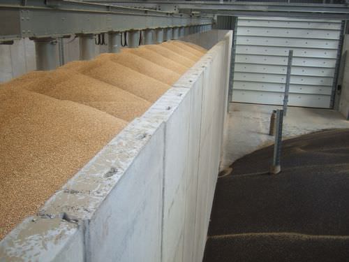 Стена из бетона - GRAIN - Thomas Armstrong - сборная