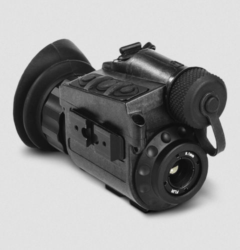 Переносная термографическая камера - BREACH PTQ136  - FLIR SYSTEMS - для наружного применения / инфракрасная / цветная