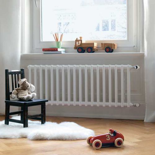 Радиатор на горячей воде - CHARLESTON CLINIC - Zehnder - 501 w...750 w / 0...500 w / современный