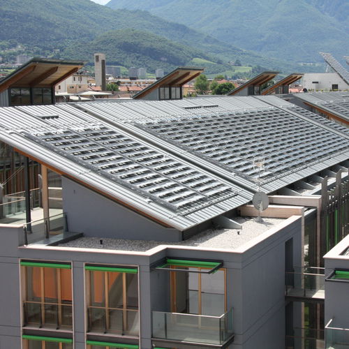 Плоская крыша - LE ALBERE SITE, TRENTO - ZINTEK - из меди / из титан-цинкового сплава / имитация металла