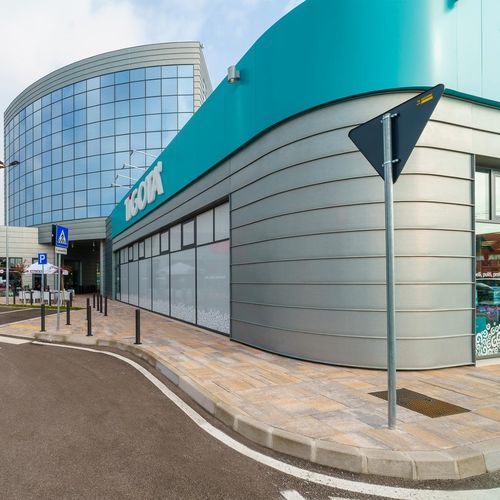 Вентилируемый фасад из цинка - SHOPPING CENTER, FAVARO - ZINTEK - титан / листовой / большой формат