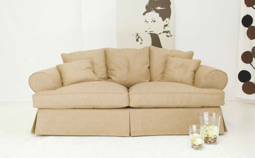 Классический диван - RUBENS - APULIA HOME DECOR - из ткани / бежевый / 3 места