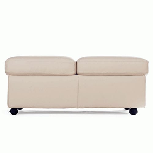 Современная банкетка - Ekornes - из кожи / на колесиках / бежевая