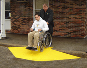 Перила для лиц с ограниченными возможностями - CURB CUT - Handi-Ramp - для прохождения порога