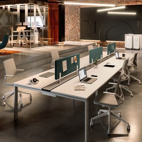 Рабочий стол для офисов открытого типа - SOLOS - ASSMANN BÜROMÖBEL GMBH & CO. KG - напольный / индивидуальный / современный