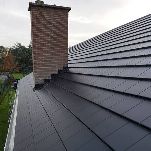 Плоская черепица - METROTILE® QUBE - AHI ROOFING / IKO METALS FRANCE - из металла / небольшая форма