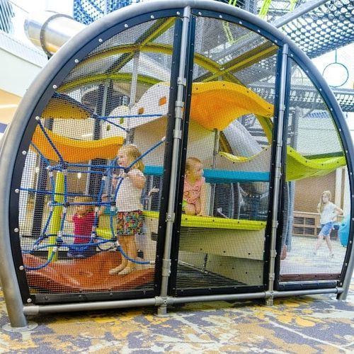 Игровая конструкция для общественных учреждений - CONTAINED – SMALL - Soft Play LLC - для игровой площадки / из пластика