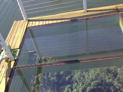 Декорированная стеклянная панель - GLASSGRIT™ CRYSTAL CLEAR™  - Aag-glass - прозрачная / для пола / для фасада