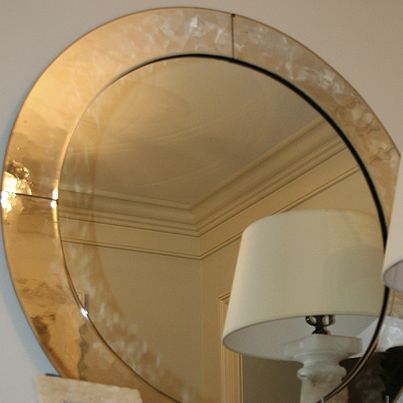Настенное зеркало - MIRRORUNIQUE™ : TARNISHED - Aag-glass - современное / круглое