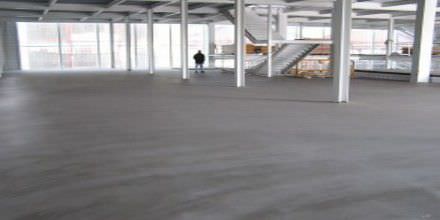 Штукатурка для сглаживания - WEBER.FLOOR 4150 - Weber Industries - напольная / на основе цемента