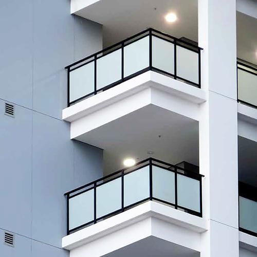 Ограждение для балкона - Serie BALCONY - GFS Italian Innovative Glass Fixing - из алюминия / со стеклянными панелями / балюстрадного типа
