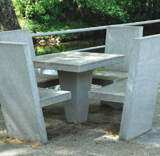 Современный стол для пикника - GÓIS: PICNIC TABLE  - A Amop Synergies - из бетона / квадратный / для профессионального использования