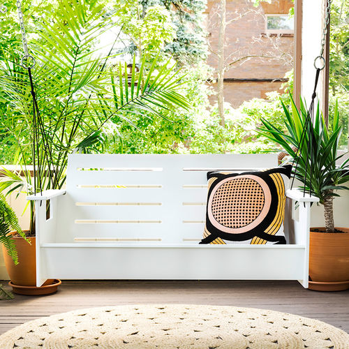 Качель из полиэтилена - GO PORCH SWING - Loll Designs - контрактная / для бара / для медицинского учреждения