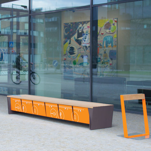 Современная общественная скамейка - EBLOCQ - mmcité street furniture - из лиственных пород дерева / из сосны / из акации