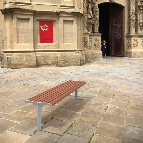 Современная общественная скамейка - EMAU SOLO - mmcité street furniture - из лиственных пород дерева / из акации / из гальванизированной стали