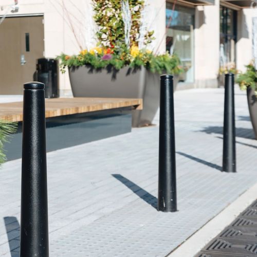Защитный боллард - ISAC - mmcité street furniture - неподвижный / из литого алюминия / высокий