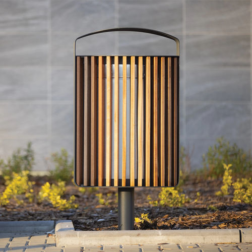 Общественный мусорный контейнер - LENA - mmcité street furniture - на основании / настенный / из гальванизированной стали