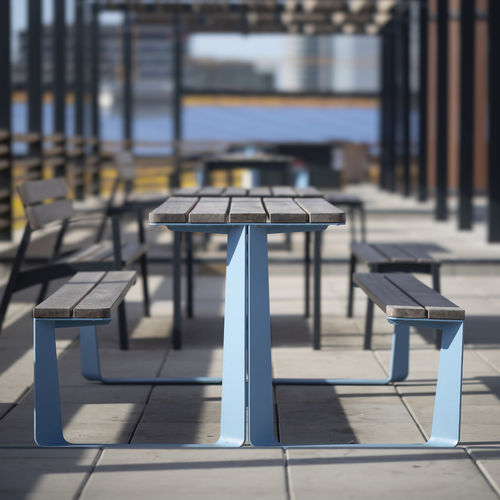 Современный стол для пикника - RAUTSTER - mmcité street furniture - из дерева / из стали / из ламината высокого давления