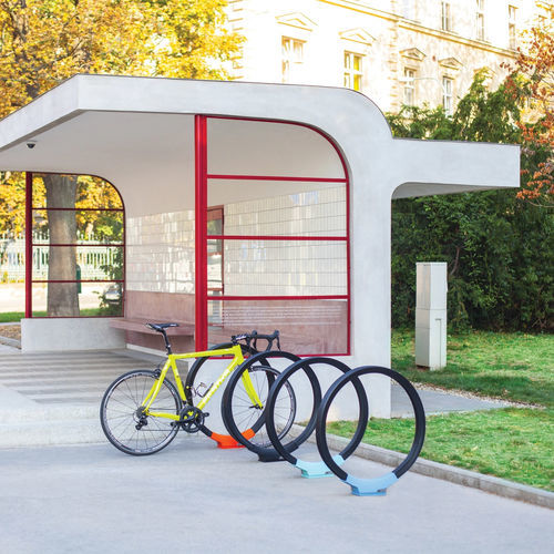 Напольная парковка для велосипедов - GOMEZ - mmcité street furniture - для общественных мест / из гальванизированной стали / алюминий
