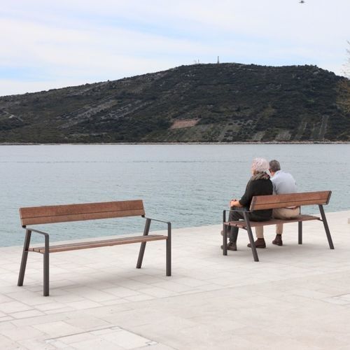 Современная общественная скамейка - AVIELA - mmcité street furniture - из стали / из дерева / для игровой площадки