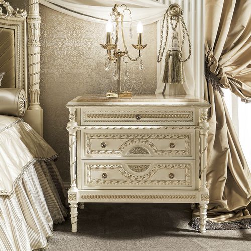 Стилизованный ночной столик - 14215 - Modenese Luxury Interiors - из цельной древесины / прямоугольный / с выдвижным ящиком