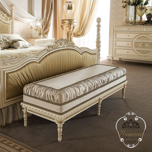 Стилизованная прикроватная скамья - 14530 - Modenese Luxury Interiors - из ткани / из цельной древесины / для бытового использования