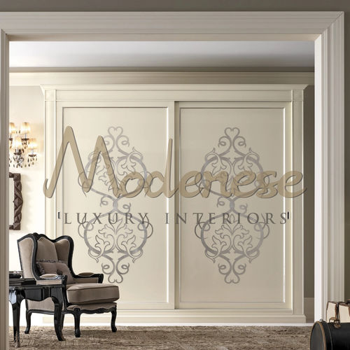 Раздвижной шкаф для одежды - 21222 - Modenese Luxury Interiors - современный / из блестящей лакированной древесины / с раздвижными дверями